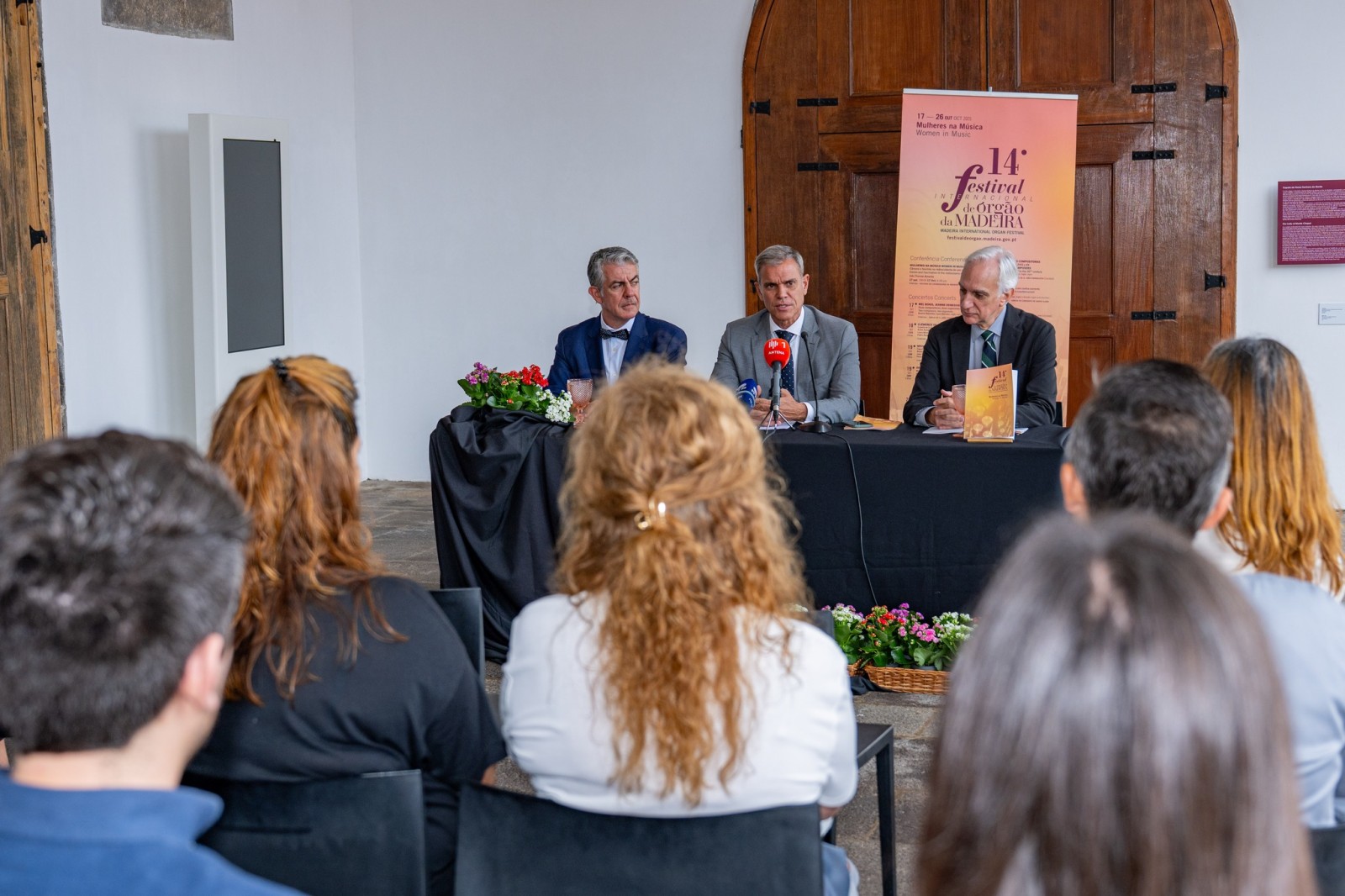 2confimprensa16OUT n