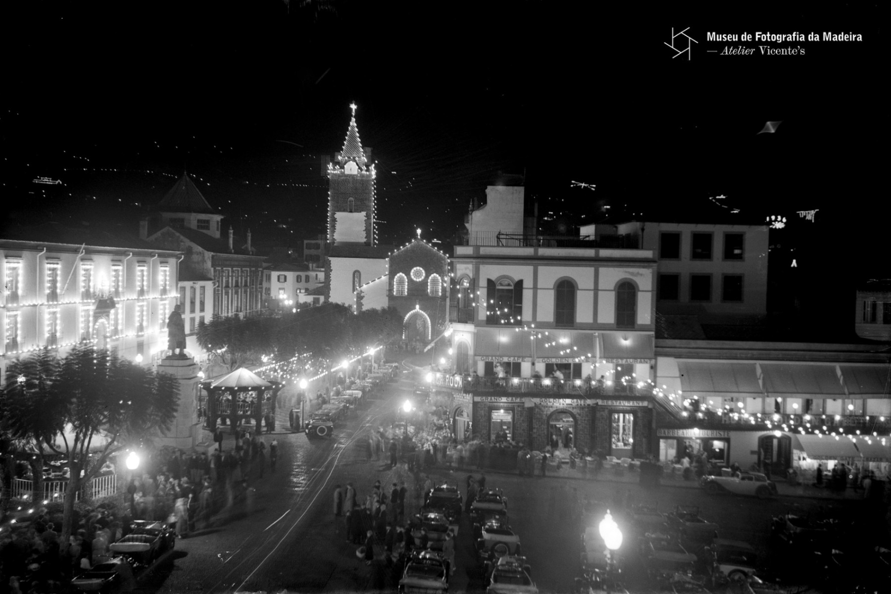 iluminacaoexteriorSeFunchal_1936.jpg