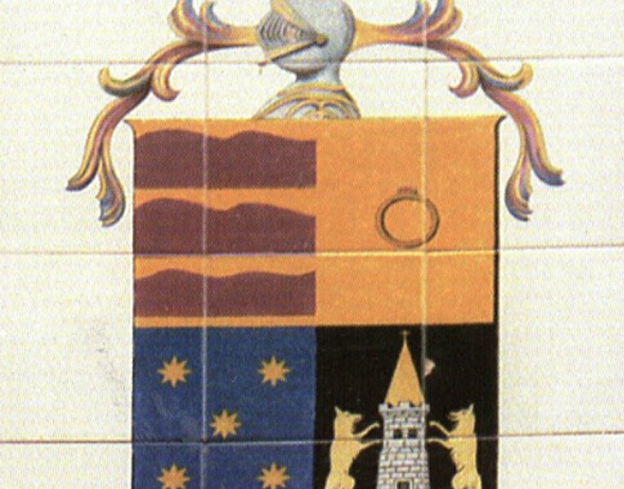 The coat of arms of Solar de São Cristóvão, Machico