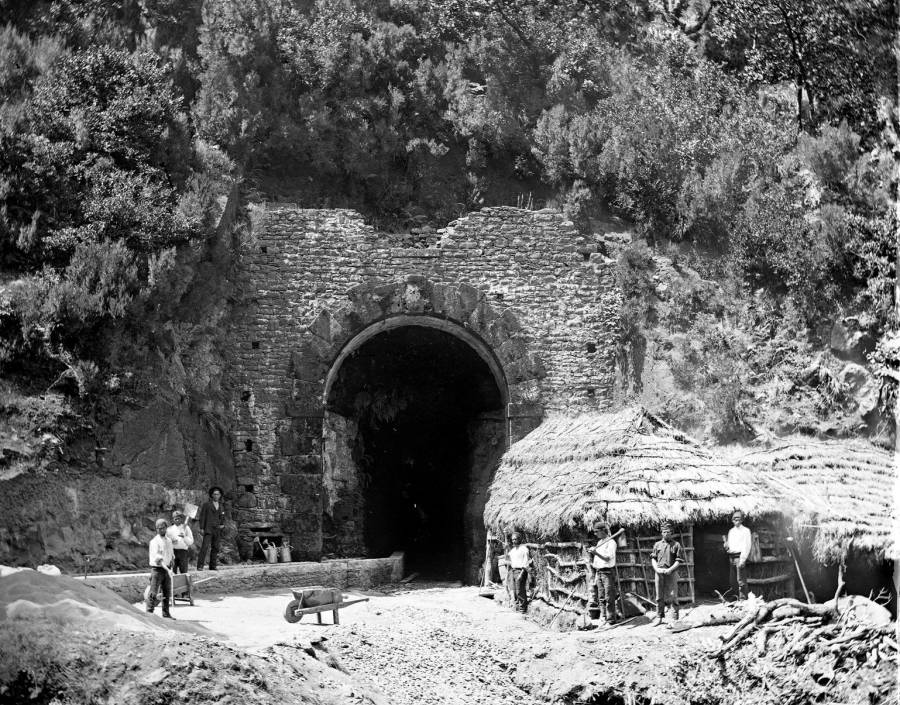 Túnel e levada do Rabaçal