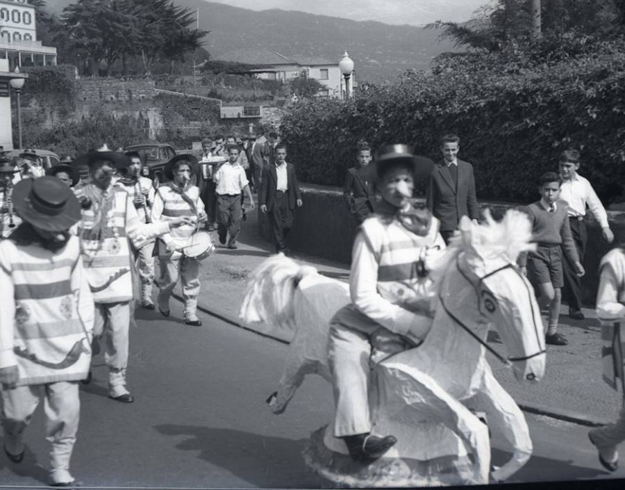 Carnival of Yesteryear – The “Guerrillas” – 1960’s