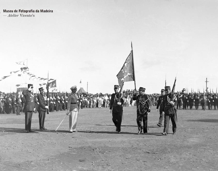 Parada da Polícia de Segurança Pública, no campo Almirante Reis, Funchal | 1936