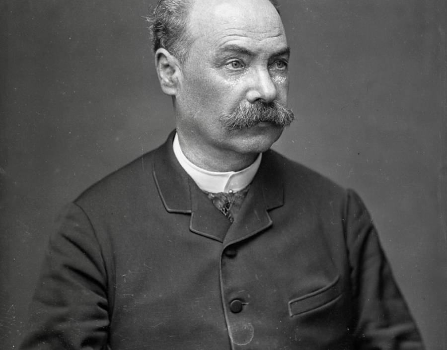 Três retratos capturados entre 1886 e 1888 