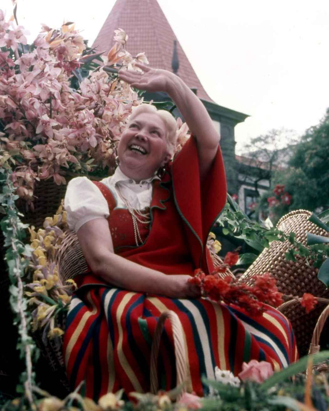 Maria Ascensão Fernandes Teixeira na Festa da Flor | Década de 1980