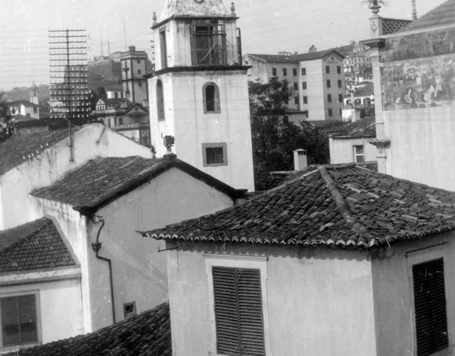 Fachada posterior da igreja e Recolhimento do Bom Jesus | Posterior 1925