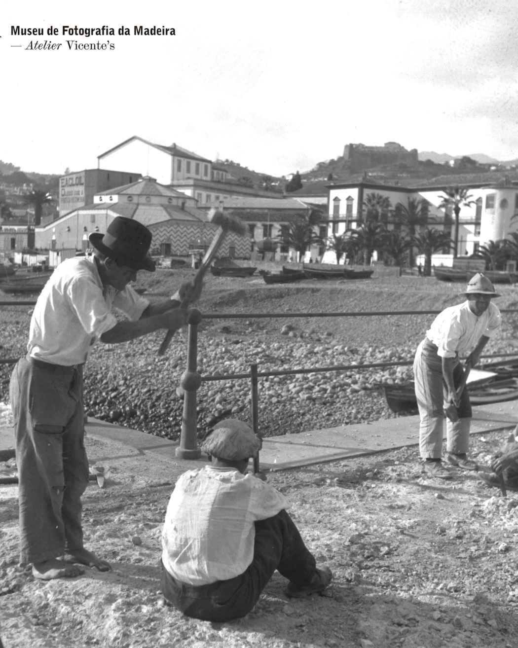 Operários de construção civil | 1933