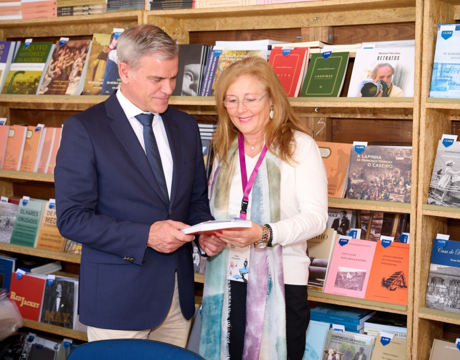 SRTAC promove produção editorial na Feira do Livro do Funchal