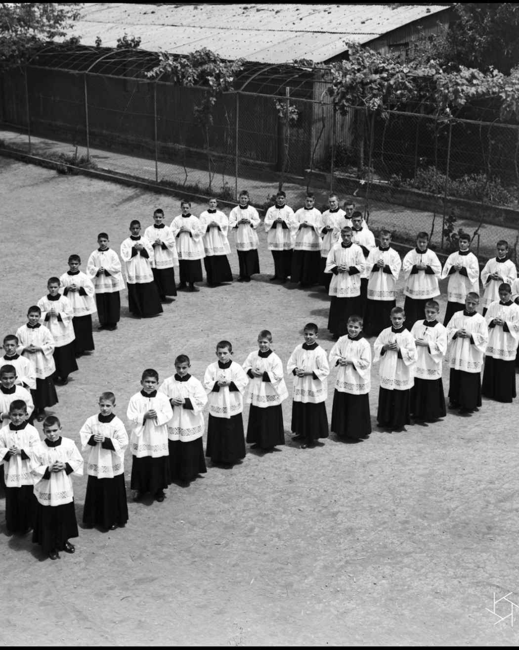 Retrato de um grupo de alunos do Colégio Missionário | Após 1958
